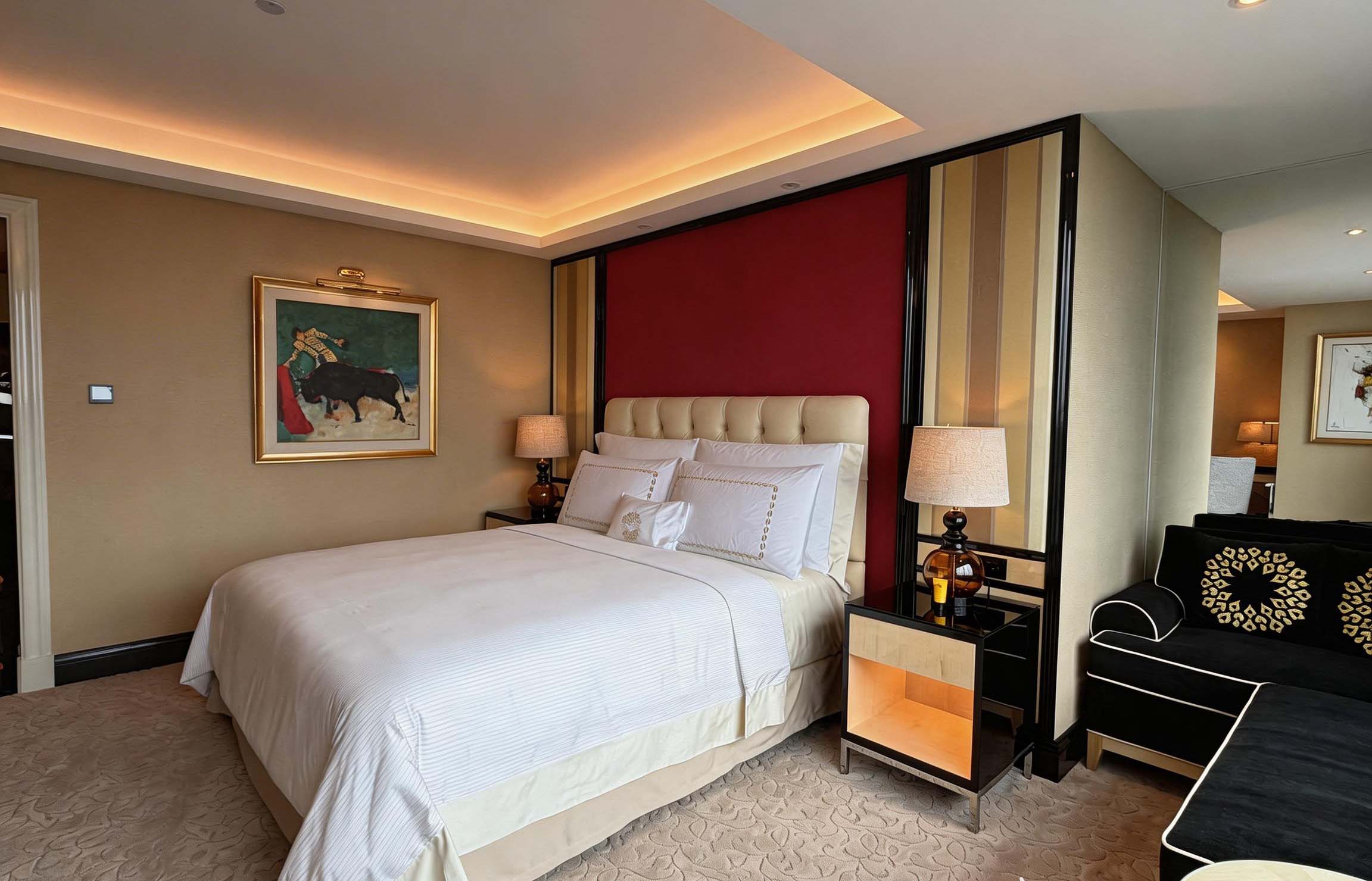 Premier Room
