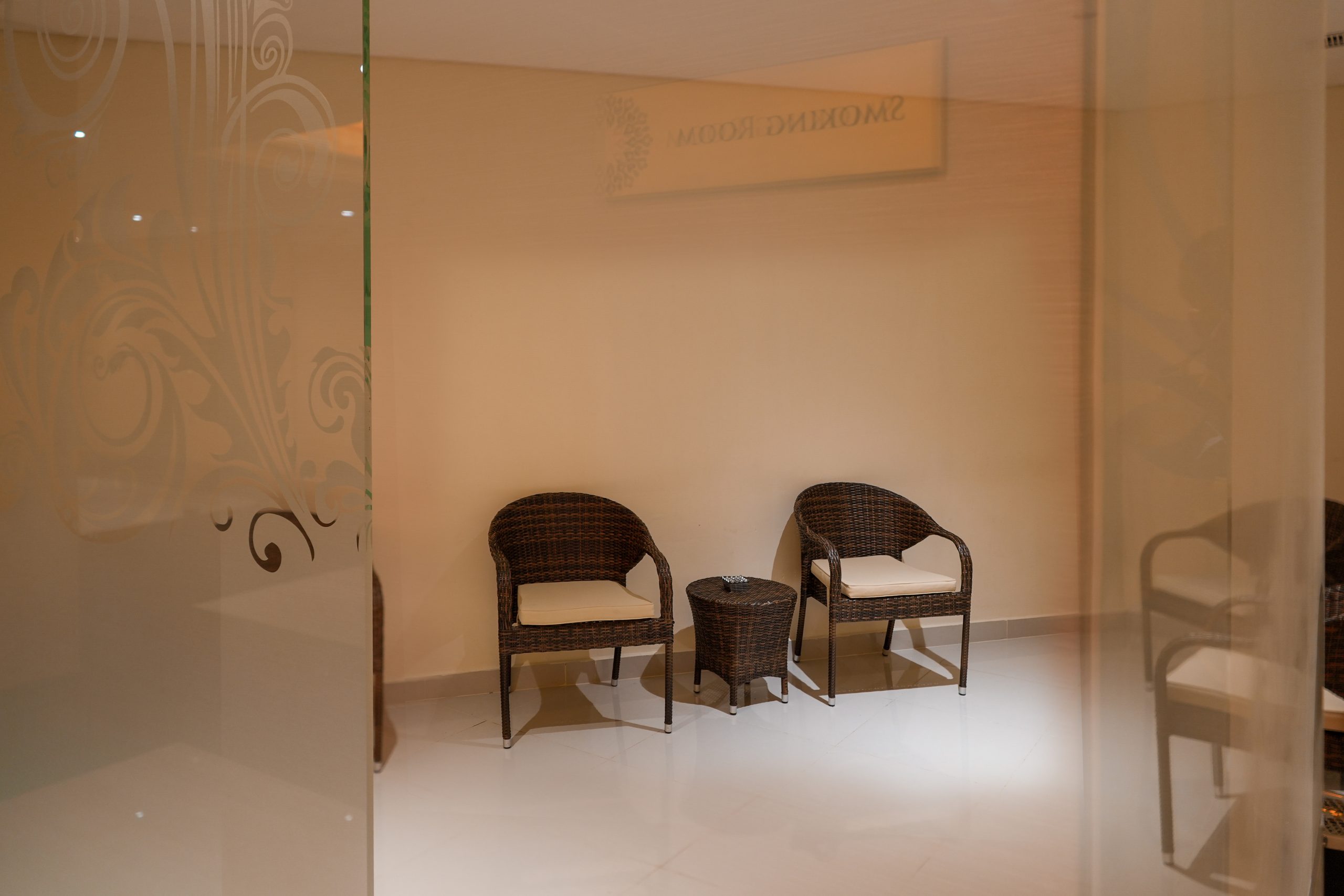 BOARDROOM photo 15